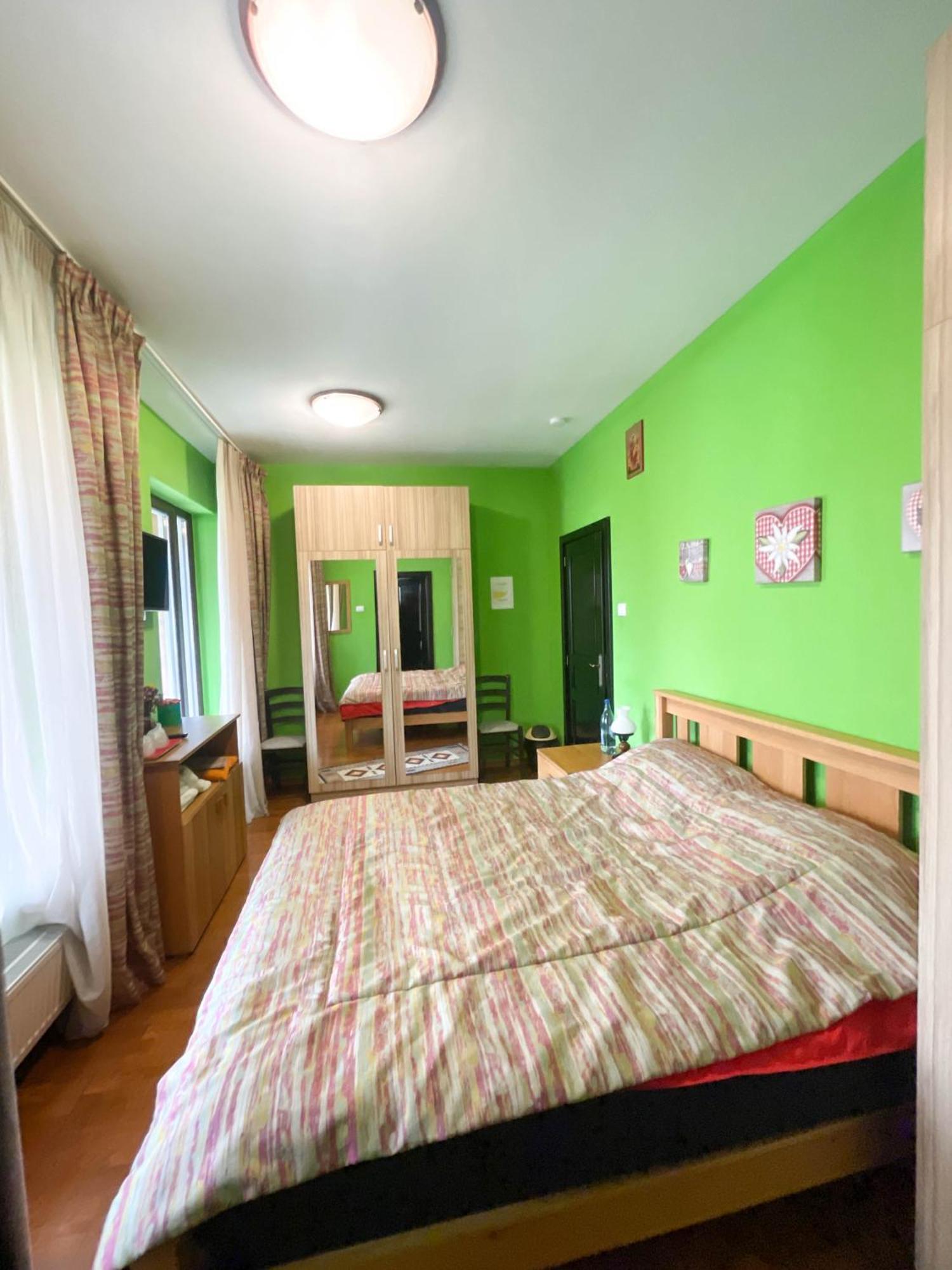 Pensiunea Tania-Nora Alexandru cel Bun Bagian luar foto